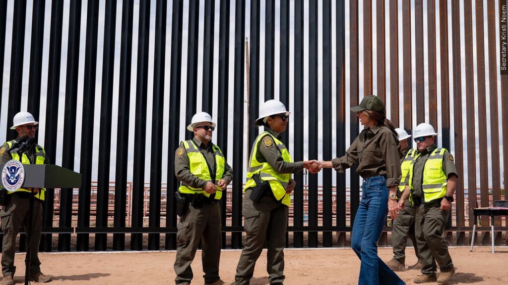 La Administración Trump Avanza Con Nuevos Tramos De Muro Fronterizo En San Diego - Noticias Notivalle La Administración Trump Avanza Con Nuevos Tramos De Muro Fronterizo En San Diego