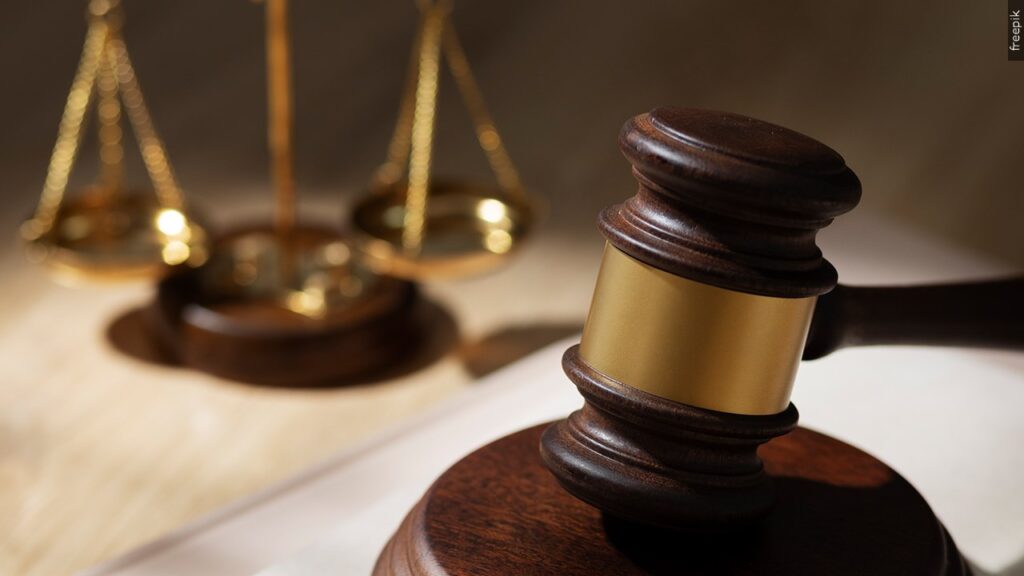 Indignación En Coachella Valley: Reducen Cargo A Hombre Que Golpeó Brutalmente A Un Ganso Con Un Palo De Golf - Noticias Notivalle Indignación En Coachella Valley: Reducen Cargo A Hombre Que Golpeó Brutalmente A Un Ganso Con Un Palo De Golf