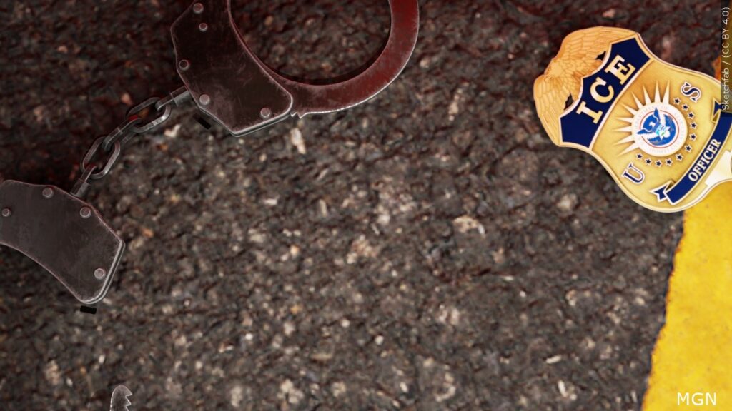 Apple Cede Ante El Gobierno Y Elimina Apps Contra Ice - Noticias Notivalle Apple Cede Ante El Gobierno Y Elimina Apps Contra Ice