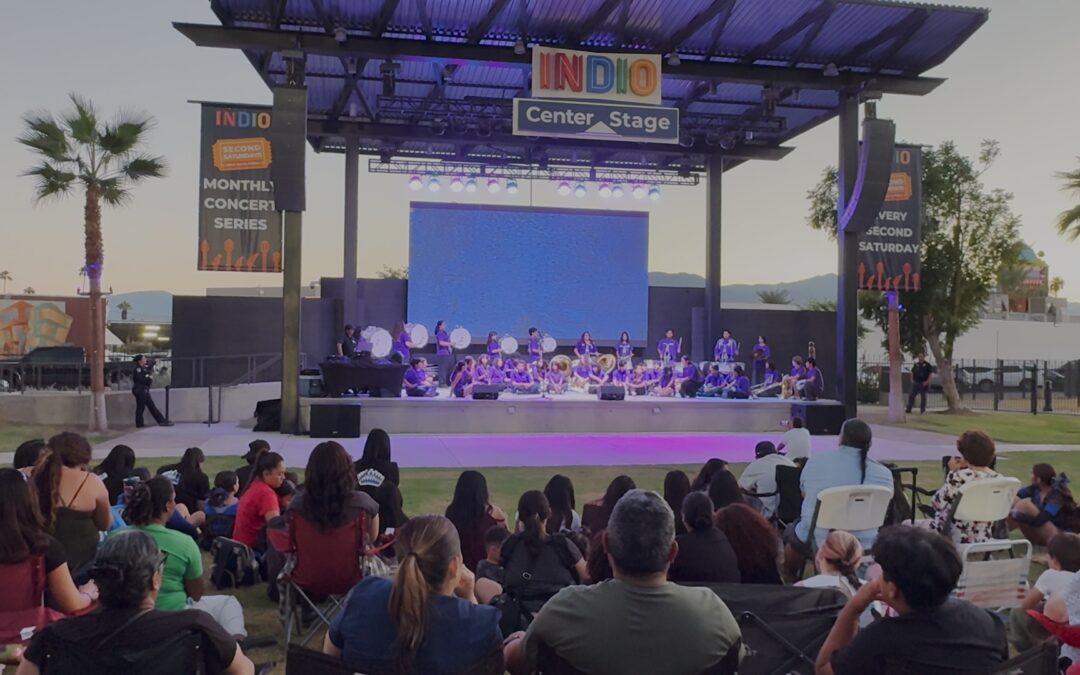 Una noche de unión, música y seguridad en Indio