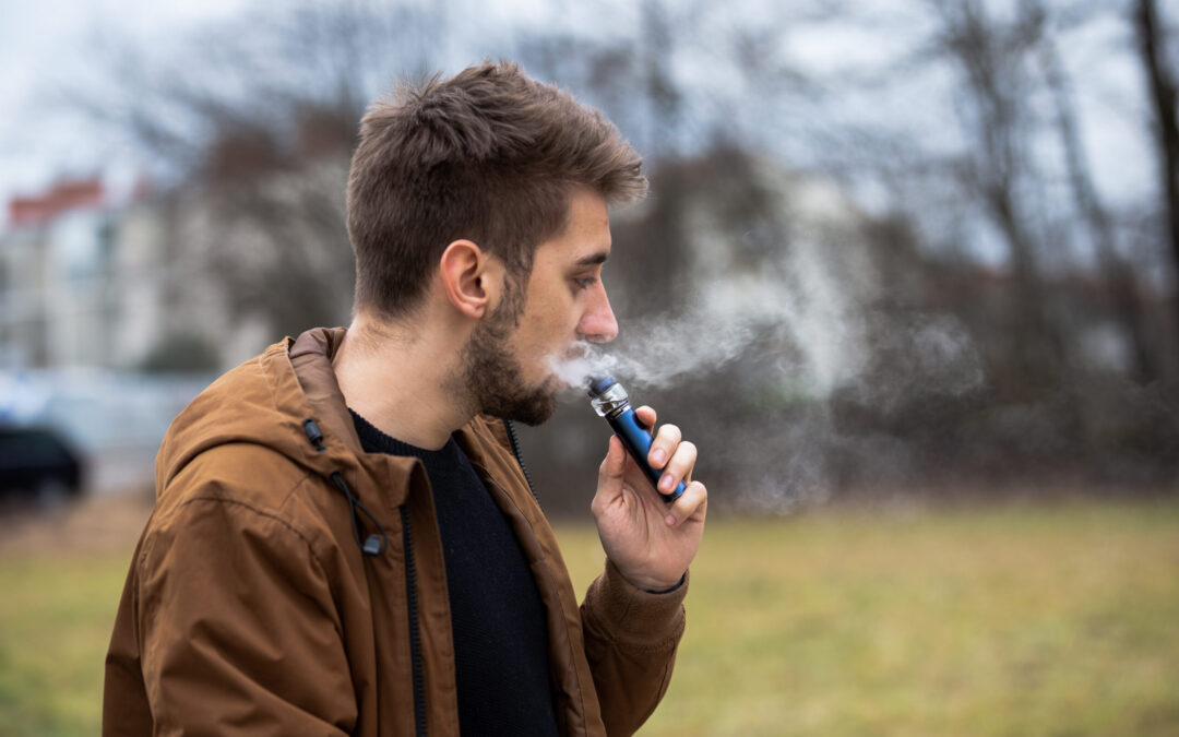 Aumento Alarmante del Vapeo Juvenil en Escuelas Intermedias de Colorado