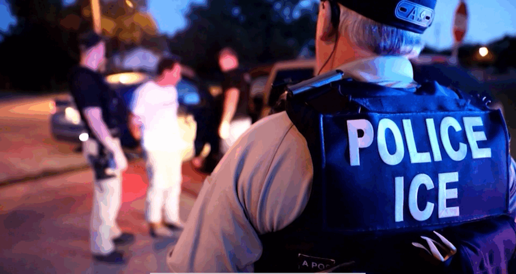 Aumentan Las Deportaciones En Ee. Uu.: Más De 353,000 Personas Expulsadas En 2025