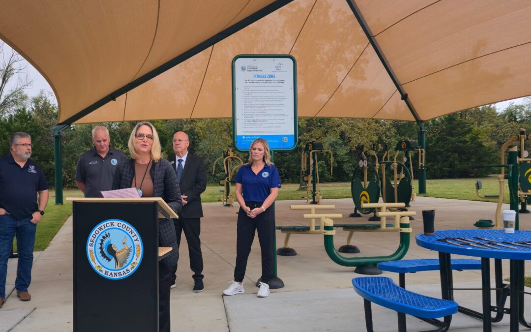Inauguración del Parque de Ejercicios para Adultos Mayores ‘Get Active In Nature’ en Sedgwick County