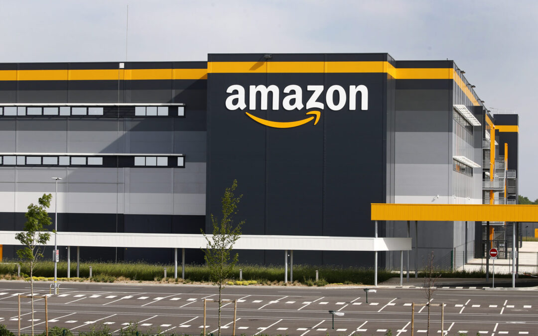 Amazon Anuncia Despidos de 14,000 Empleados para Acelerar Inversión en Inteligencia Artificial