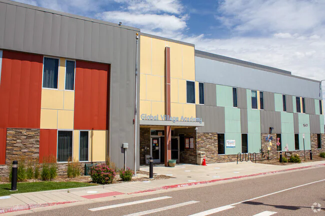 Detención ICE de Maestra de Parker Genera Inquietud en la Comunidad Escolar