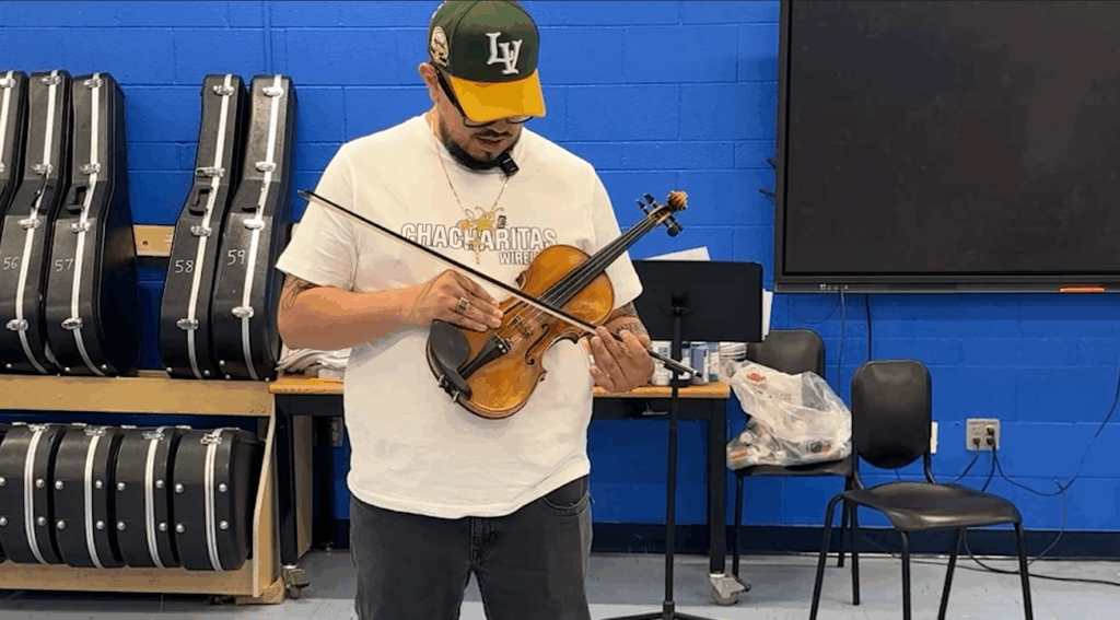 Héroe Sin Capa Angel Rosales: Transformando La Vida De Los Niños Del Valle En Las Vegas - Noticias Notivalle Héroe Sin Capa Angel Rosales: Transformando La Vida De Los Niños Del Valle En Las Vegas