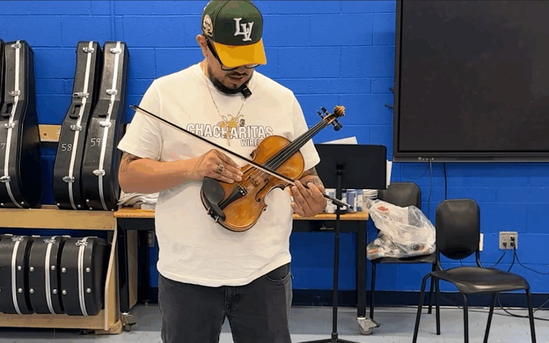 Héroe sin capa Angel Rosales: Transformando la vida de los niños del valle en Las Vegas