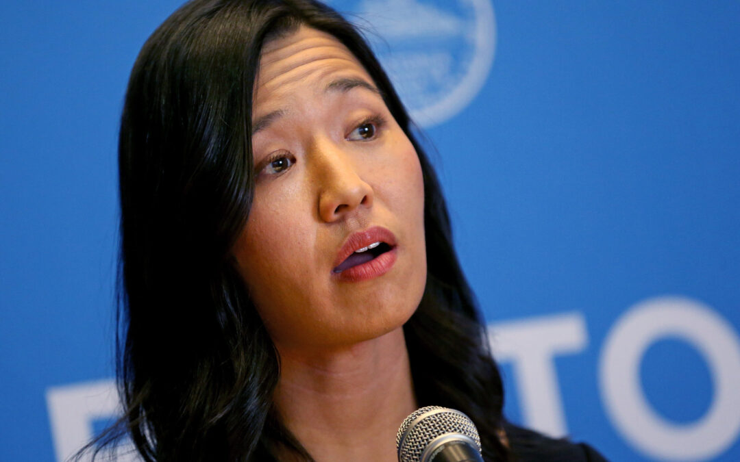 Boston Impulsa la Educación Bilingüe y Mejora el Cuidado Escolar para Familias Trabajadoras