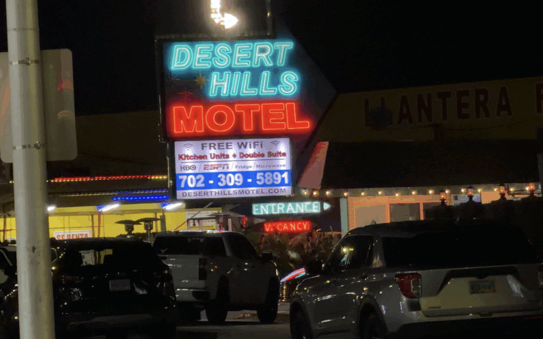 Investigación en curso tras el asesinato de una mujer en motel de Fremont Street