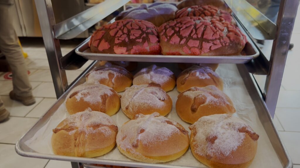 El Pan De Muerto: Una Tradición Viva En El Valle De Coachella
