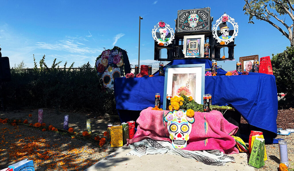 Día De Muertos En Otay Mesa: Vigilia De Protesta En Honor A Los Migrantes Detenidos - Noticias Notivalle Día De Muertos En Otay Mesa: Vigilia De Protesta En Honor A Los Migrantes Detenidos