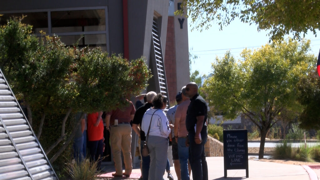 El Paso Vota: Elige Representantes Y Decide Sobre 17 Enmiendas Constitucionales