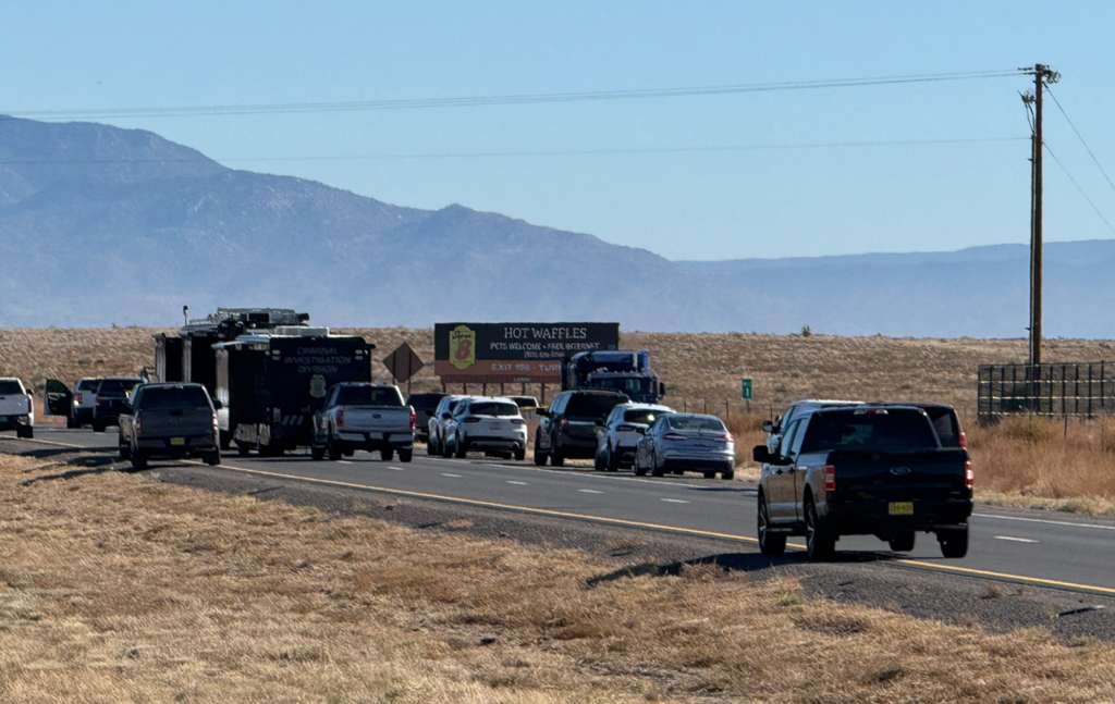 Tiroteo en Albuquerque: Oficiales Involucrados en Intercambio de Disparos