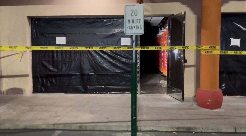 Incendio En Las Vegas: Propietarios De Señor Iphone Repairs Enfrentan Pérdidas Por Corto Circuito Eléctrico