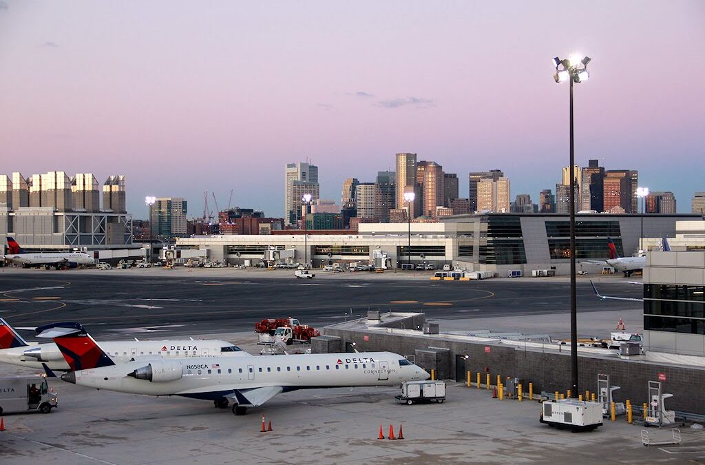 Vuelos Reducidos en Boston: Impacto del Cierre del Gobierno en el Aeropuerto Logan