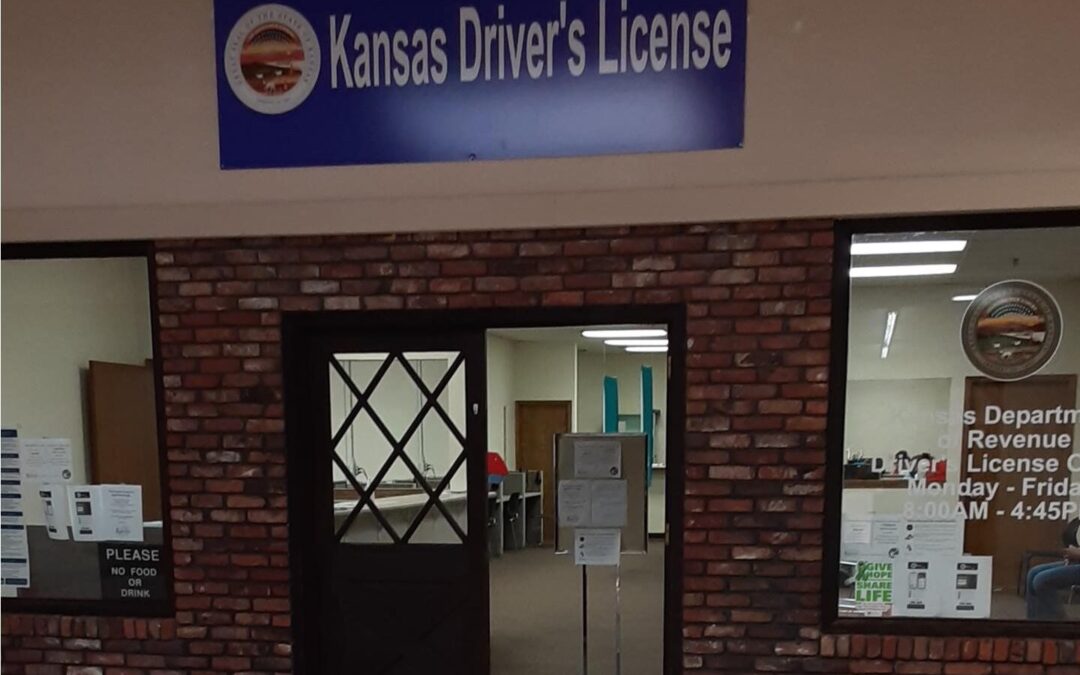 Restablecimiento Rápido del Sistema de Placas en Kansas Tras Breve Interrupción