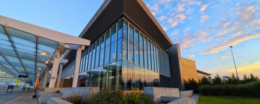 Cierre Del Gobierno Causa Desastres En El Aeropuerto Nacional Eisenhower De Wichita