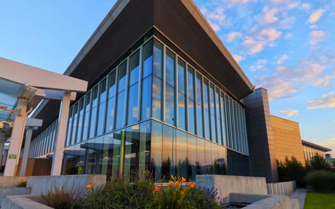 Cierre del Gobierno Causa Desastres en el Aeropuerto Nacional Eisenhower de Wichita