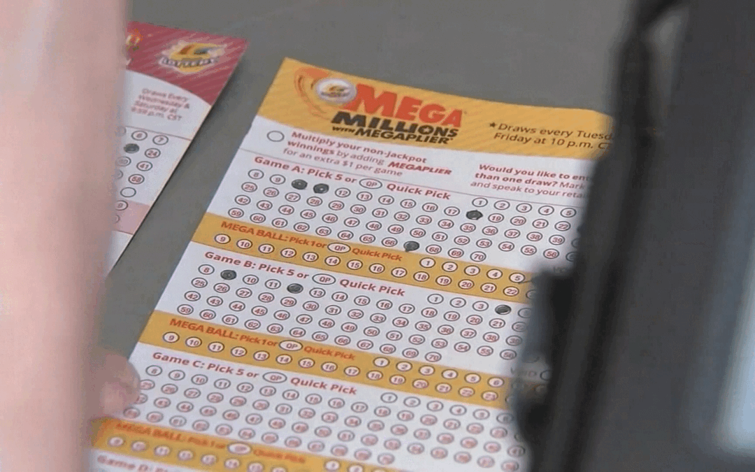 Mega Millions se dispara a $900 millones: el premio podría romper la barrera del billón este martes