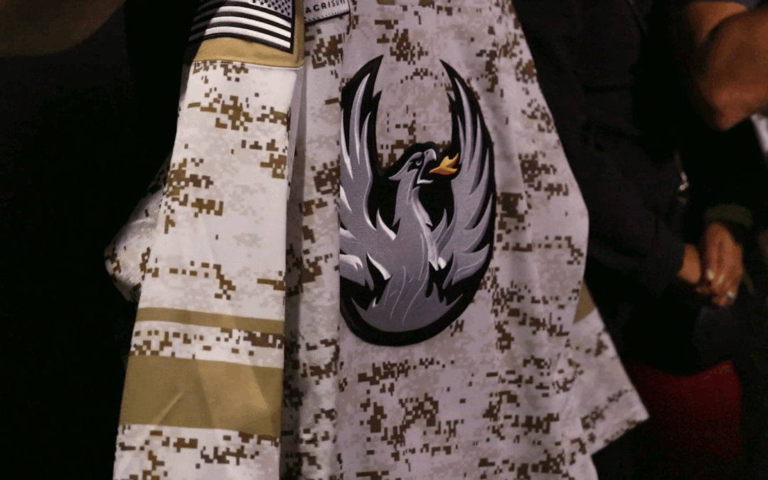 Noche de Apreciación Militar de los Firebirds del Valle de Coachella Se Lleva a Cabo Esta Noche