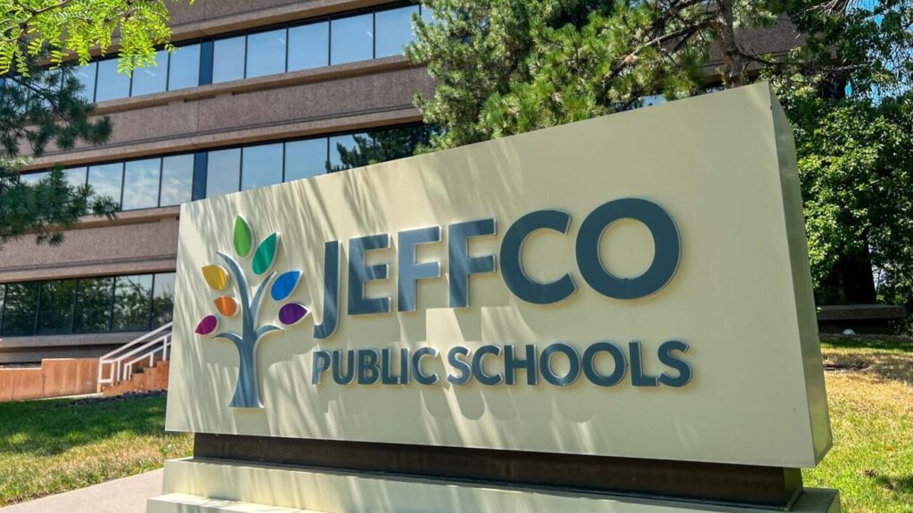 Jeffco Public Schools: Nuevos Miembros Del Consejo Prometen Transparencia Y Seguridad Escolar - Noticias Notivalle Jeffco Public Schools: Nuevos Miembros Del Consejo Prometen Transparencia Y Seguridad Escolar