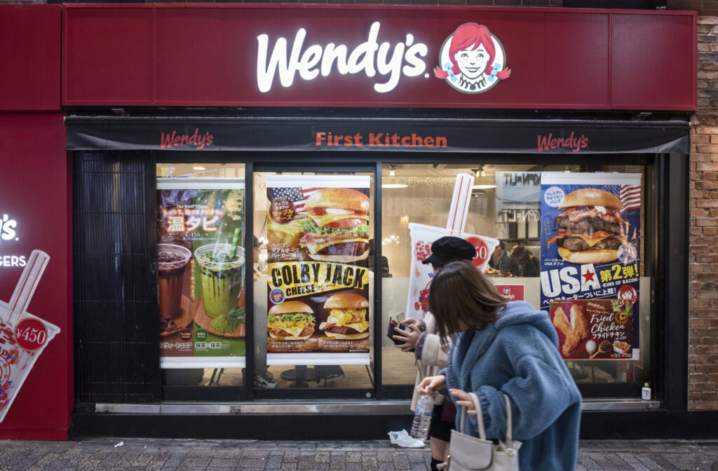 Wendy'S Anuncia El Cierre De Cientos De Restaurantes Para Mejorar Su Rentabilidad - Noticias Notivalle Wendy’S Anuncia El Cierre De Cientos De Restaurantes Para Mejorar Su Rentabilidad