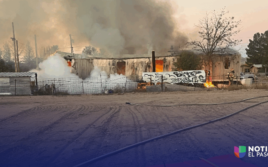 Bomberos de Doña Ana Controlan Incendio en Vivienda de Las Cruces