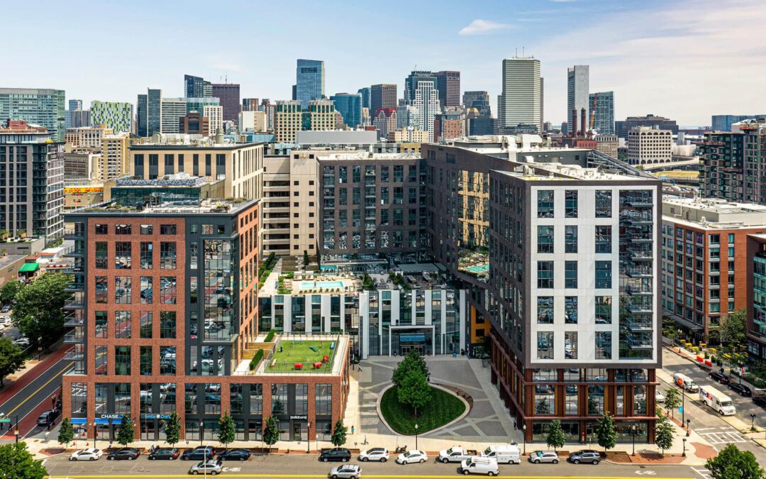 Crisis de Vivienda en Boston: Vacíos Legales y Permisos en Caída Libre Agravan la Situación