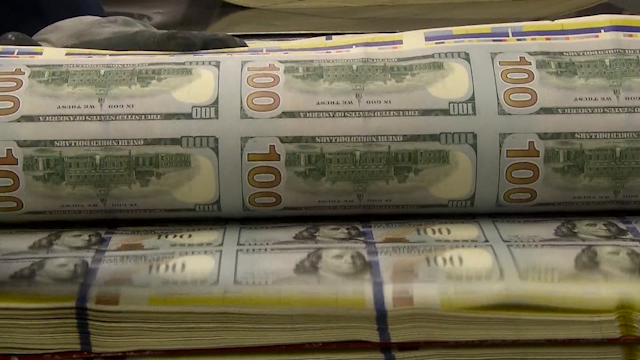 Promesa de bono de $2,000 Dólares genera expectativa y dudas entre los residentes