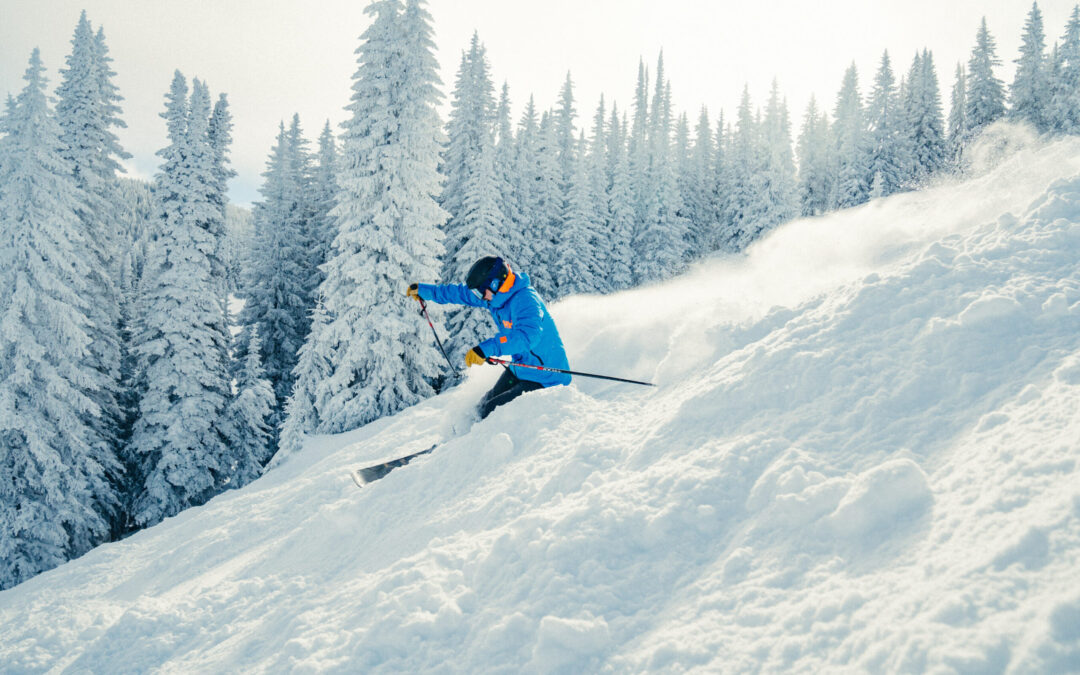 Vail Resort Abre la Temporada de Esquí 2025 Con Nieve Artificial y Optimismo