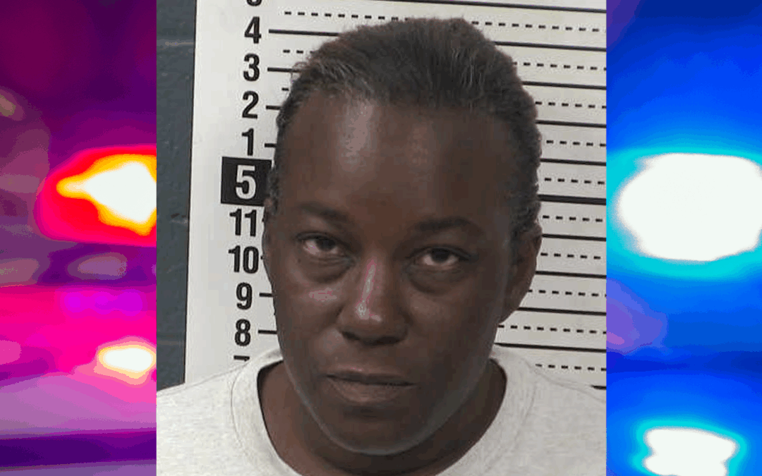 Arresto en Las Cruces: Mujer limpia baño y se duerme en casa ajena