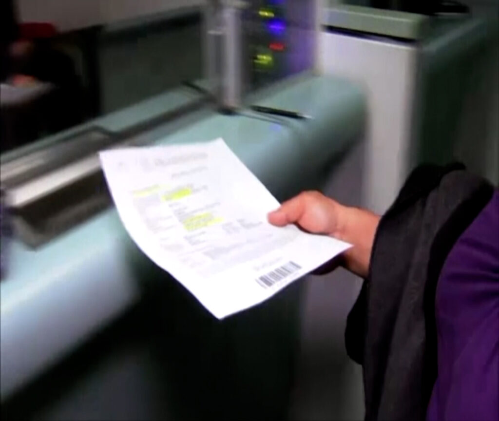 Cobro Anual De Uscis Por Trámite De Asilo En Pausa Tras Nuevo Fallo Judicial