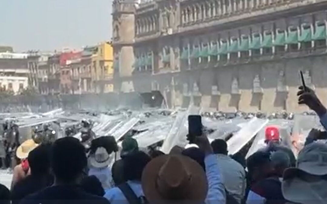 Juventud Mexicana Marcha contra el Gobierno de Sheinbaum y Morena en Ciudad de México