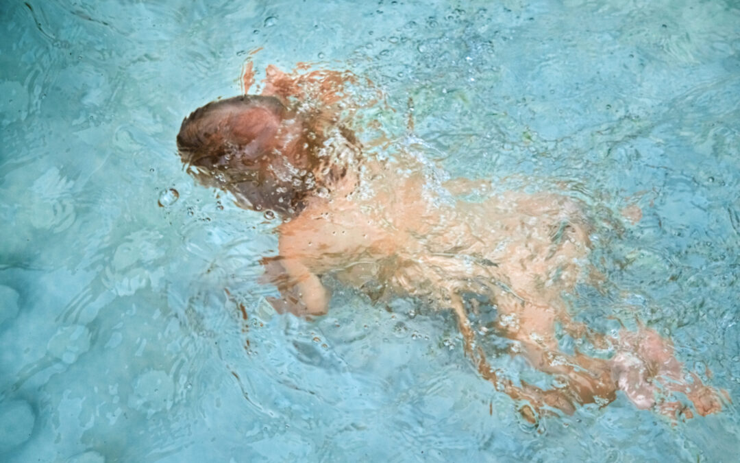 Niño de 2 años se recupera tras un posible ahogamiento infantil en Wichita