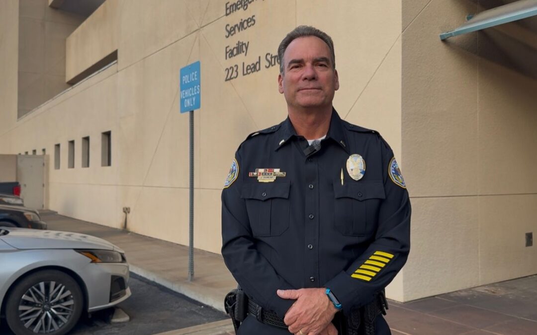 Henderson Lanza Campaña ‘Alto al Fraude’ Para Proteger a Adultos Mayores de Estafas