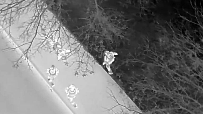 Hombre Armado Provoca Persecución Policial en Loveland: Un Incidente Violento