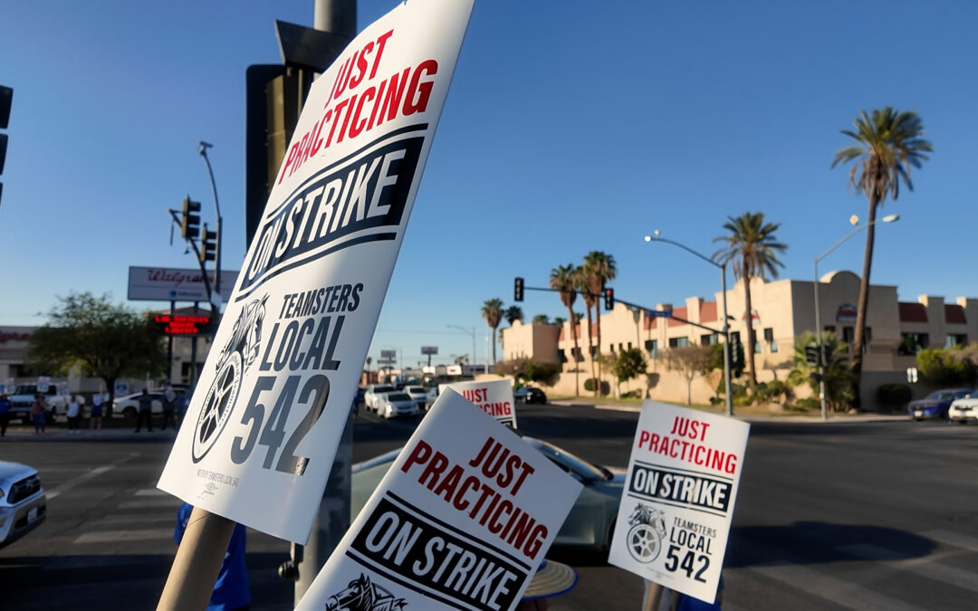 Aumento Salarial: Condado y Unión 542 Firman Convenio Crucial