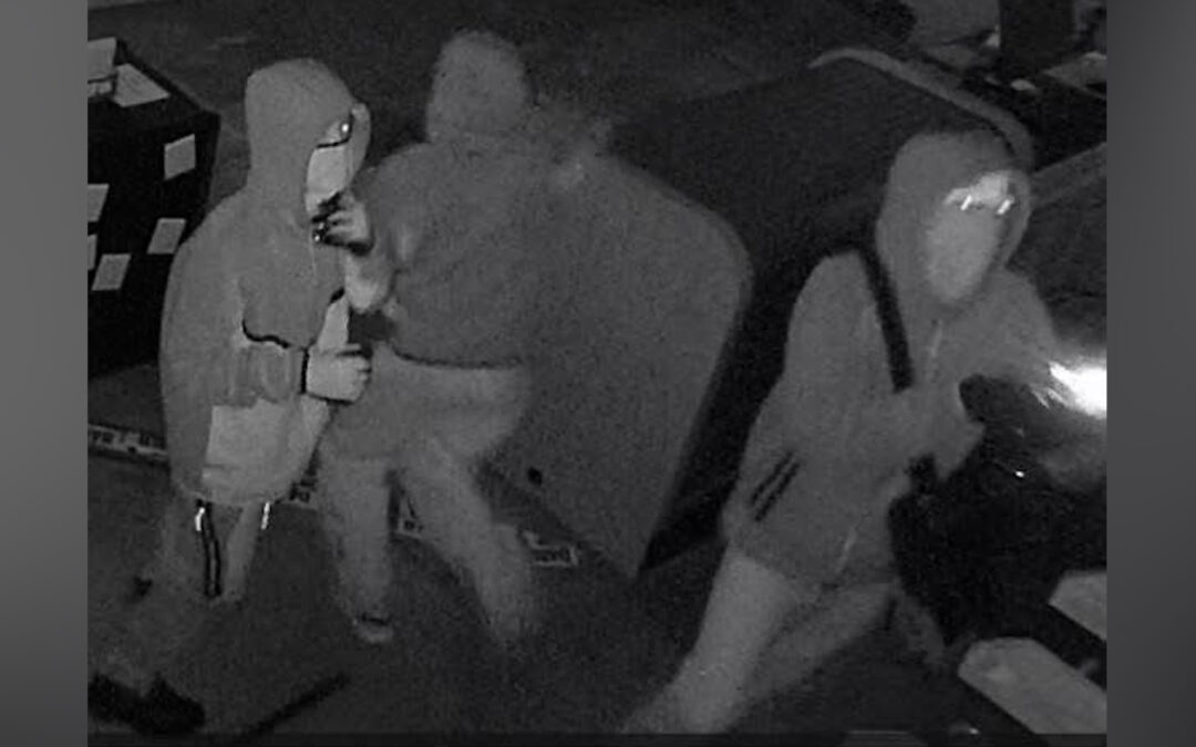 Policía de Las Cruces Arresta a Cuatro Menores de Edad por Robo de Armas