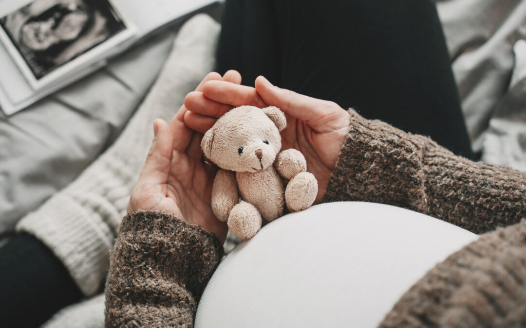 La Maternidad Tardía en Kansas: Aumento de Nacimientos entre Mujeres Mayores de 40 Años