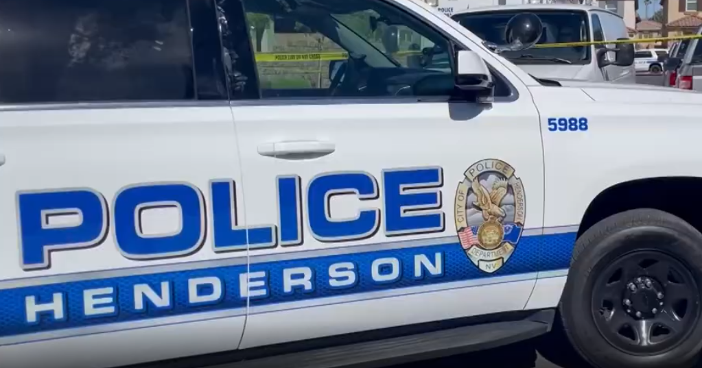 Trágico accidente: Hombre muere atrapado bajo un camión U-Haul en Henderson antes de Thanksgiving