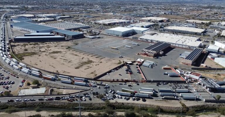 Bloqueos en la Frontera: Impacto Económico y Retrasos en Ciudad Juárez-El Paso