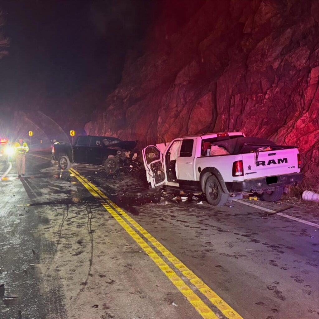 Accidente Grave En U.s. Highway 6: Conductor Fugitivo Tras Colisión Frontal