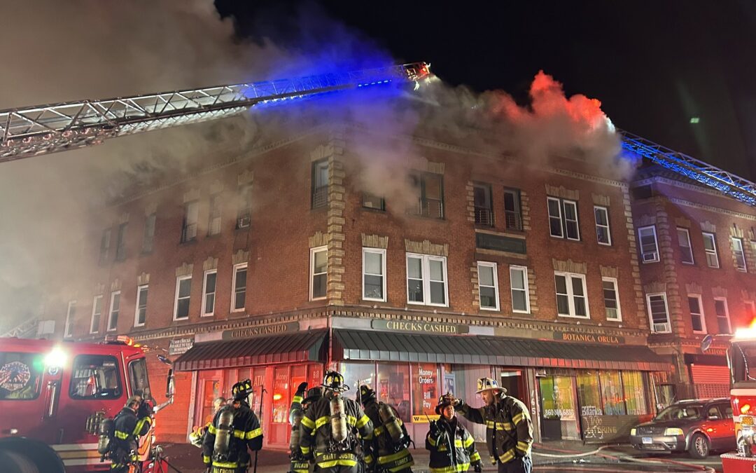 Incendio en Hartford Desplaza a 22 Residentes: Una Respuesta Coordinada ante la Emergencia