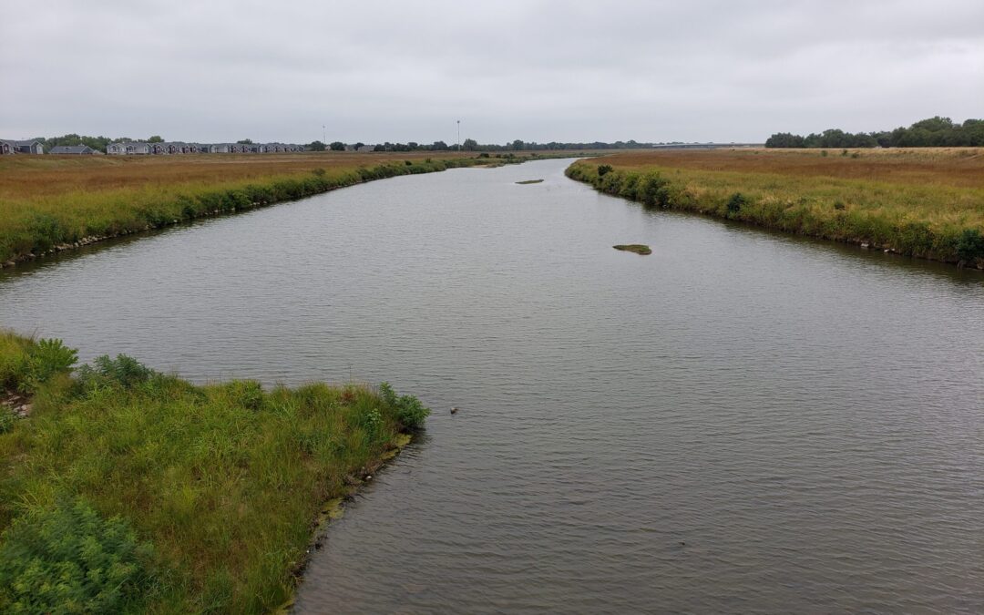 Alerta Ambiental en Kansas: Contaminación de Aguas Residuales en Haysville Tras Falla de Alcantarillado