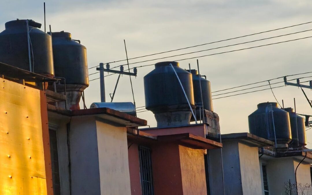 Solo 3 de cada 4 Hogares en Puebla Tienen Acceso Diario al Agua: Crisis por Falta de Permisos