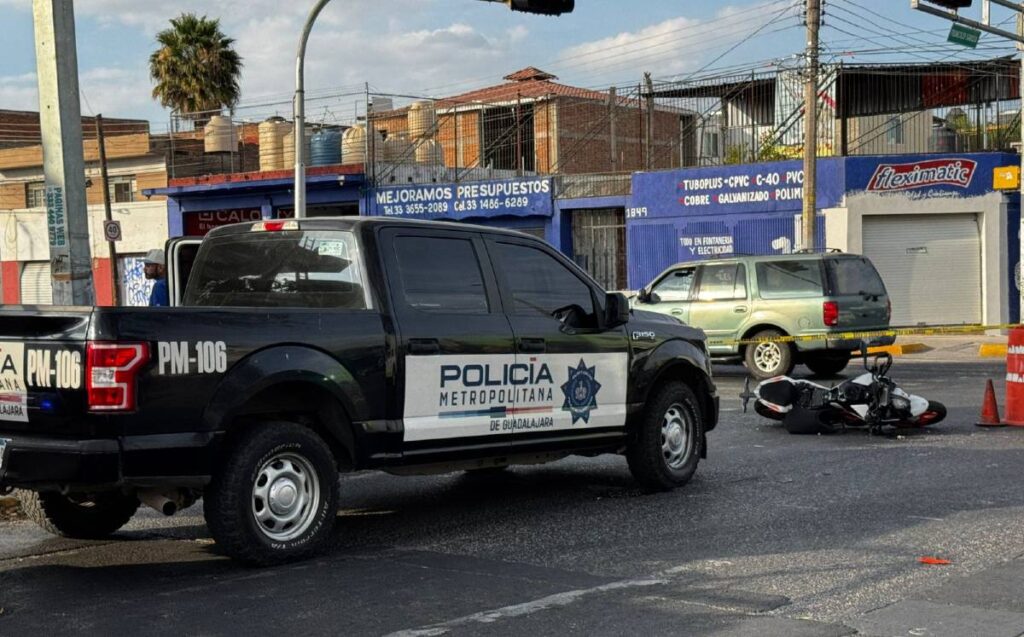 Atropello En Guadalajara: Hombre Se Da A La Fuga Y Es Detenido Por Ciudadanos Y Policías - Noticias Notivalle Atropello En Guadalajara: Hombre Se Da A La Fuga Y Es Detenido Por Ciudadanos Y Policías