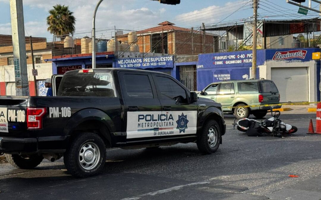 Atropello en Guadalajara: Hombre se da a la fuga y es detenido por ciudadanos y policías