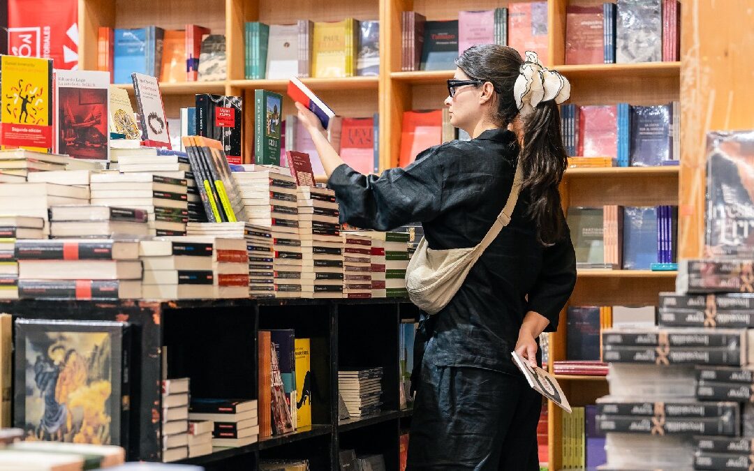 FIL Guadalajara 2023: Homenaje a María Elena Saucedo Lugo y Entrega del Premio de Literatura