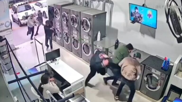 Impactante VIDEO Muestra el Ataque en la Lavandería de Plaza Arkana, Cuautitlán Izcalli