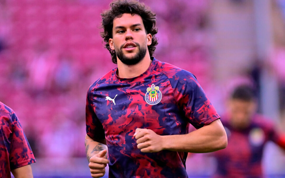 Cade Cowell se Une al NY Red Bulls: Adiós a Chivas en un Movimiento de Préstamo